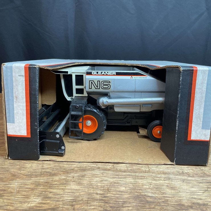 GLEANER N6