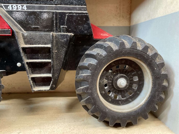 1/16-case-ih-4994-nib-ertl-image-11