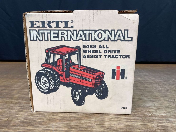 1/16-ih-5488-nib-ertl-image-8