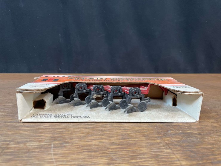(4)-1/32-ih-implements-nib-ertl-image-11