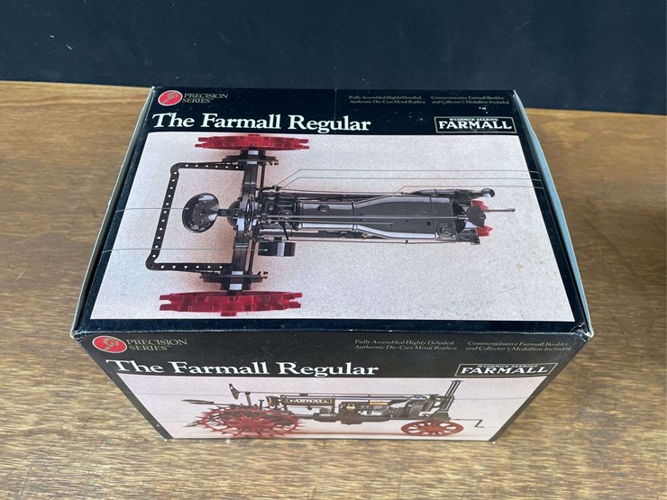 1/16-farmall-regular-precision-nib-ertl-image-16