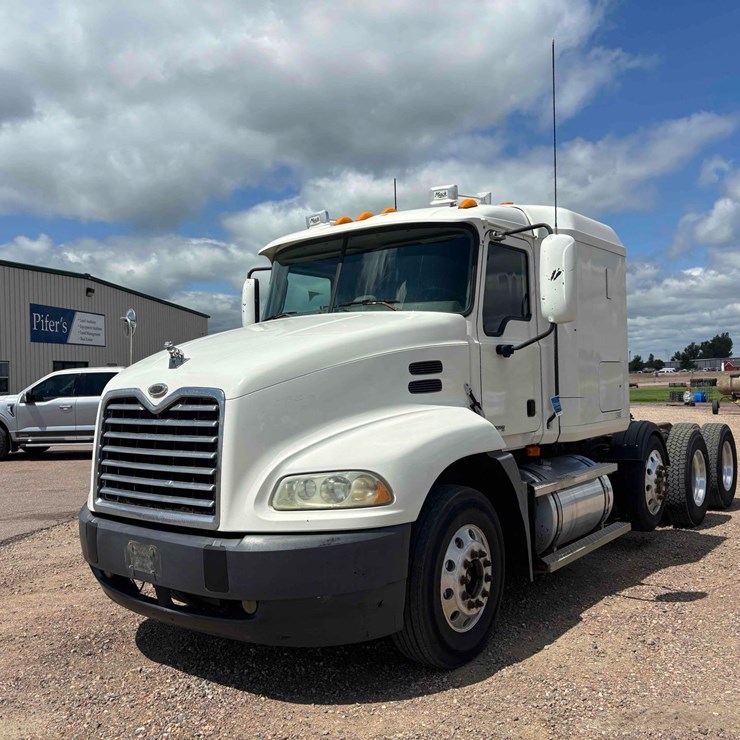 2007 MACK VISION CXN613