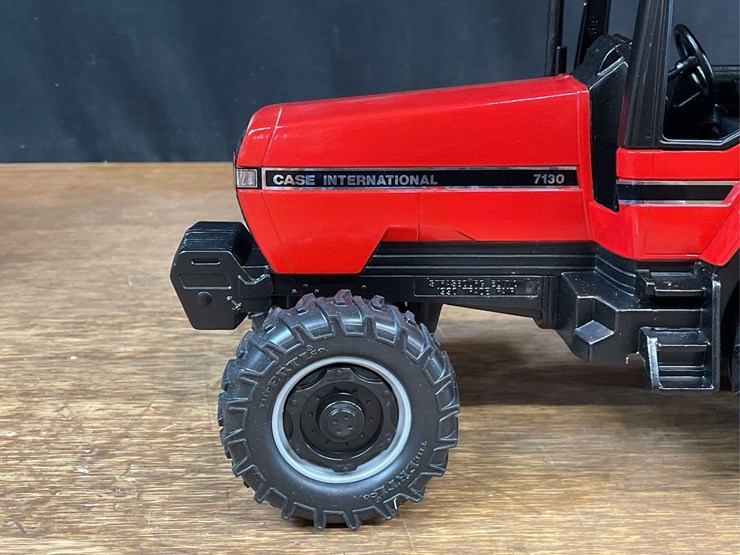 1/16-case-ih-magnum-7130-1990-strasbourg-nib-ertl-image-9