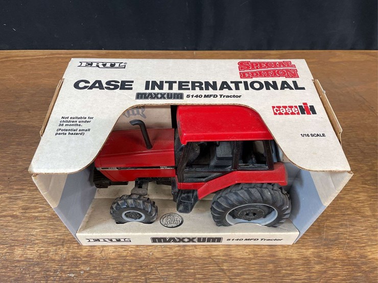 1/16-case-ih-maxxum-5140-special-edition-nib-ertl-image-2