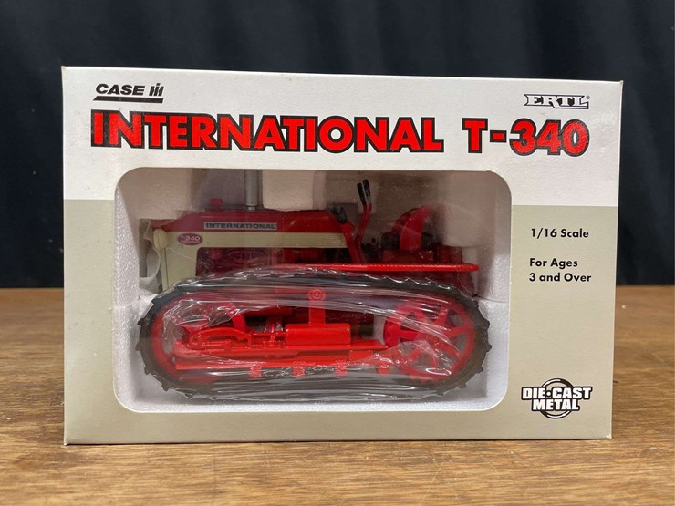 1/16-ih-t-340-crawler-nib-ertl-image-1