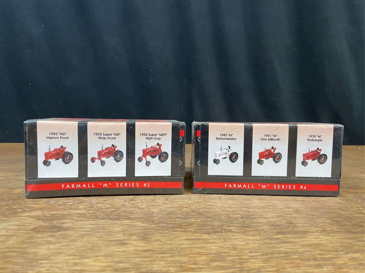 (2)-1/64-farmall-m-sets-nib-ertl-image-1
