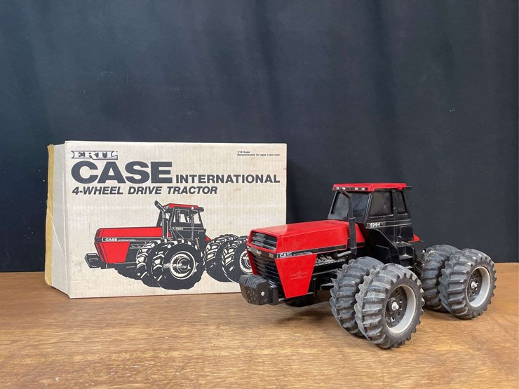 1/16-case-ih-4994-collector-nib-ertl-image-1