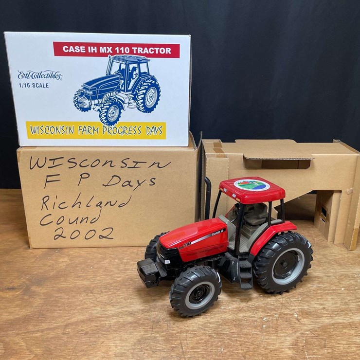 1/16 Case-IH MX110 2002 Wisconsin NIB Ertl