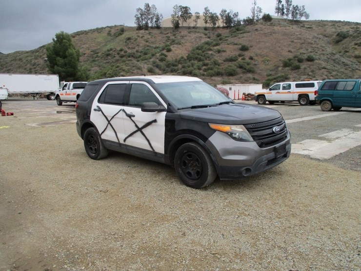 2014-ford-explorer-image-2