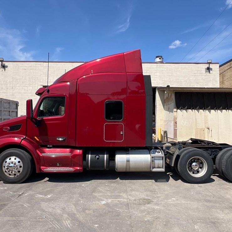 2020 PETERBILT 579