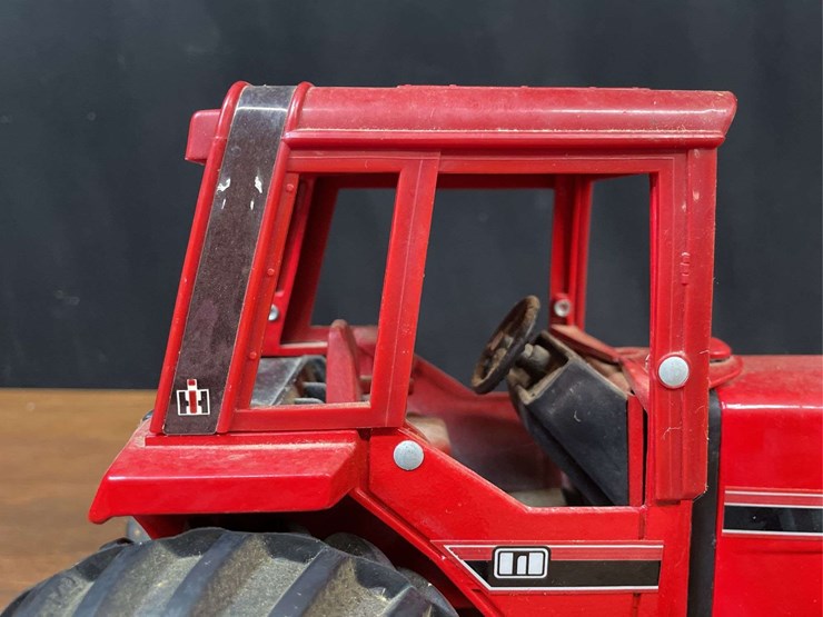 1/16-ih-7488-collector-ertl-image-15