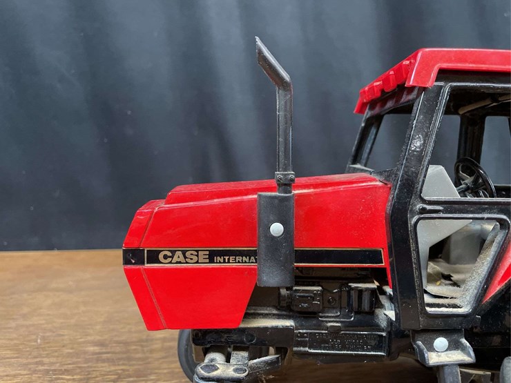 1/16-case-ih-2594-las-vegas-nib-ertl-image-9