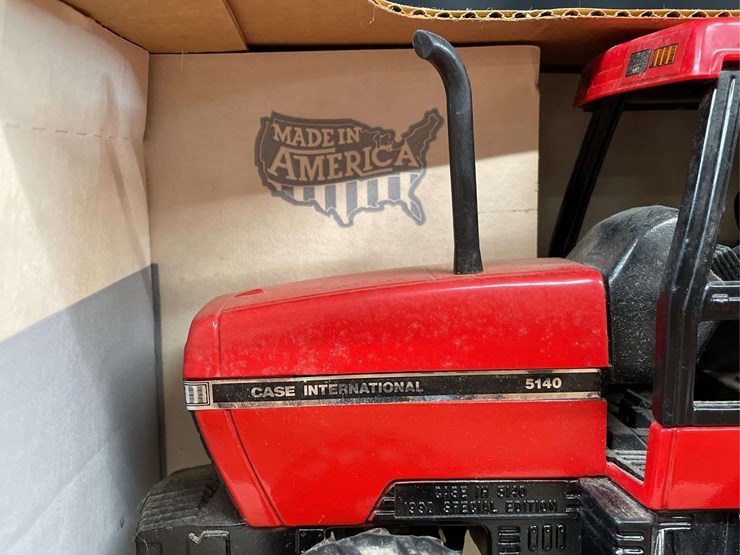 1/16-case-ih-maxxum-5140-special-edition-nib-ertl-image-10