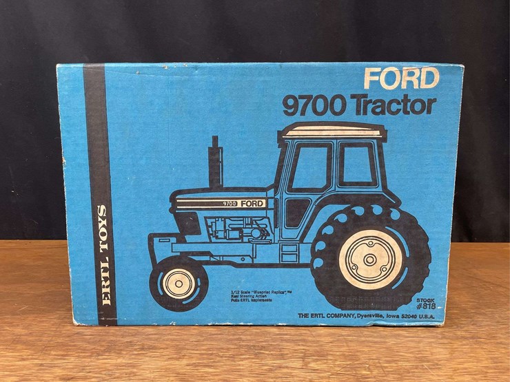 1/12-ford-tw-20-nib-ertl-image-4