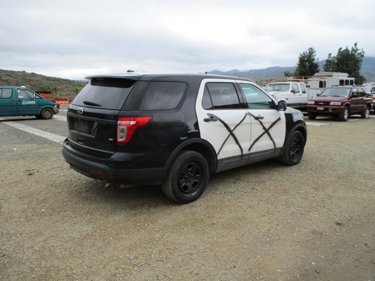 2014-ford-explorer-image-3