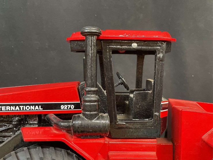 1/16-case-ih-9270-nib-sm-image-10