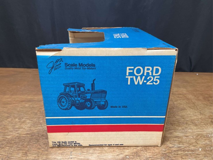 1/16-ford-tw-25-nib-sm-image-5