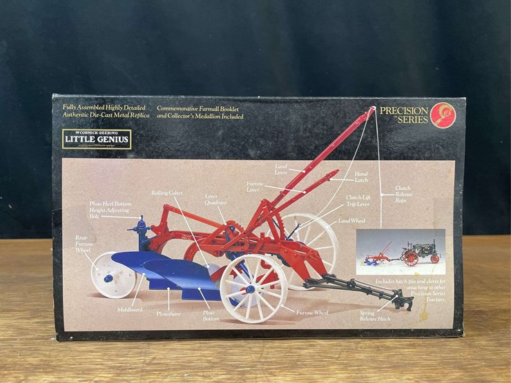 1/16-mccormick-deering-little-genius-plow-precision-nib-ertl-image-19