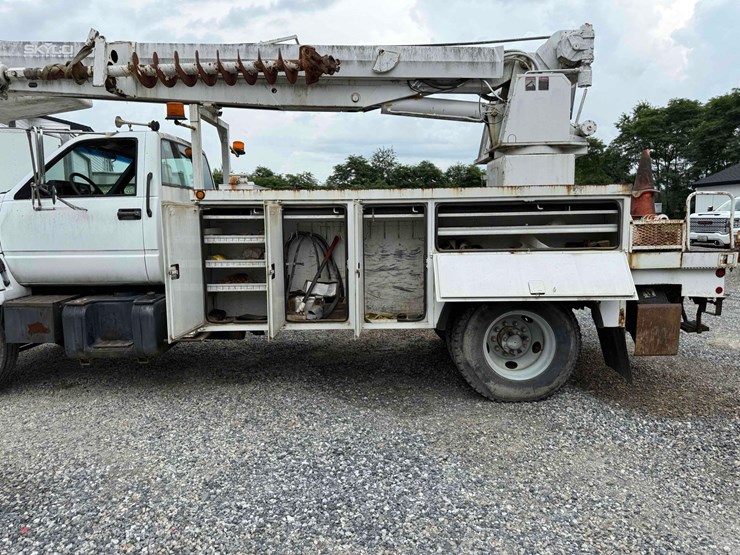 1999-gmc-7500-image-12