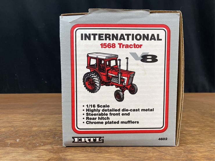 1/16-ih-1568-nib-ertl-image-3