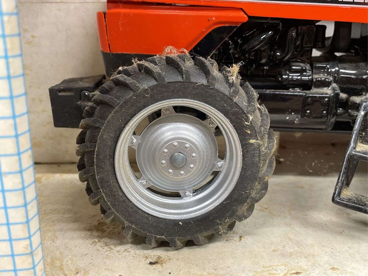 1/16-agco-allis-9650-nib-sm-image-9