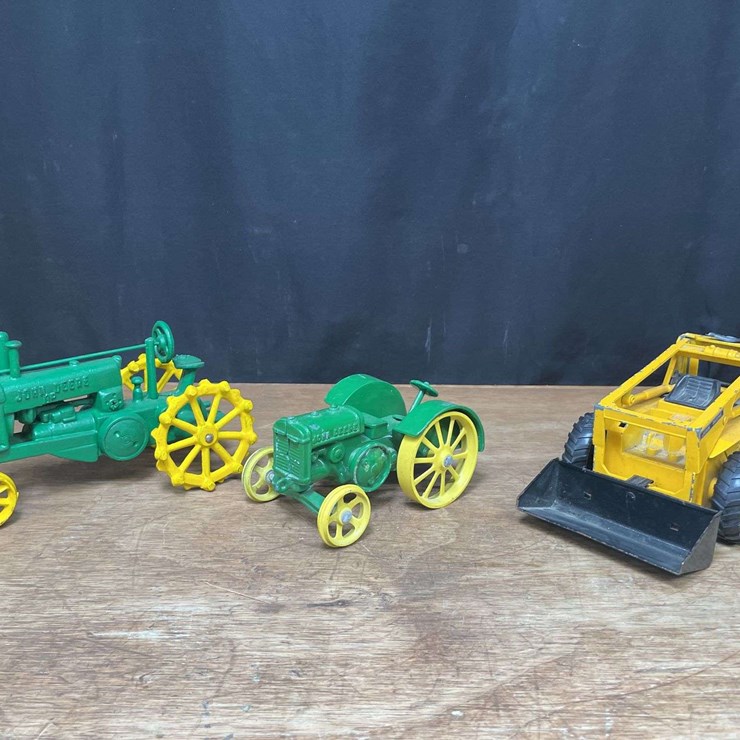 JOHN DEERE 16