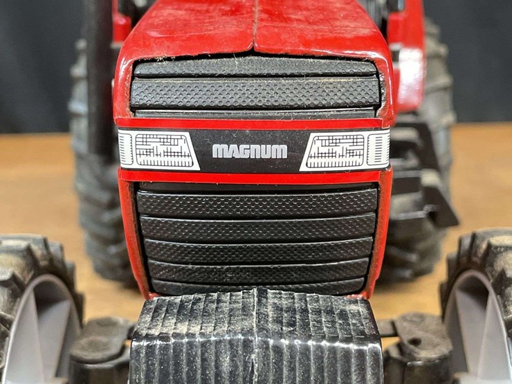 1/16-case-ih-magnum-7240-1994-farm-show-nib-ertl-image-9