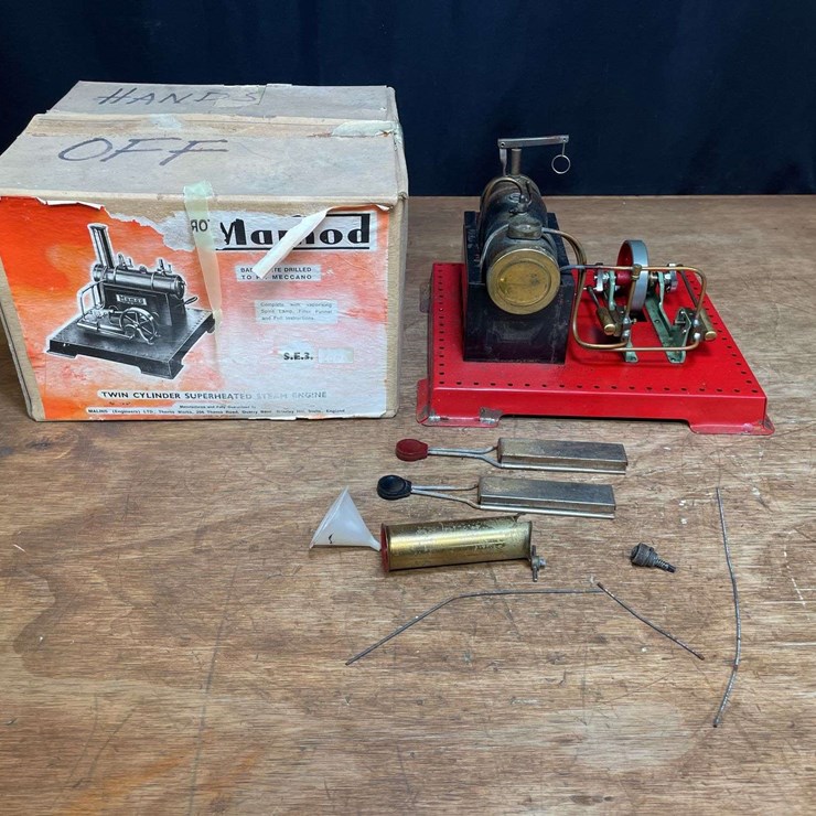 Steam Engine NIB Mamod