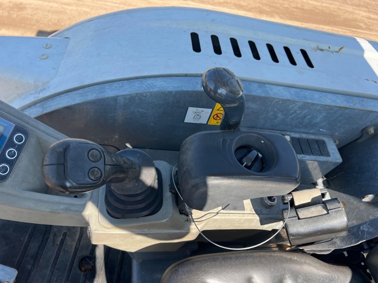 2016-kubota-rtv-x900-image-25