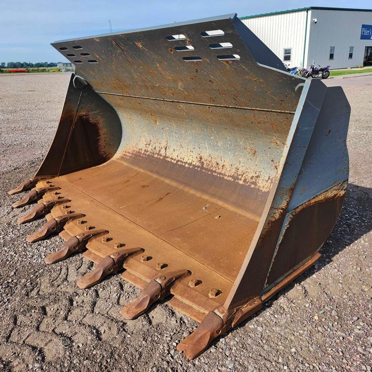 2021 Liebherr L586 Bucket