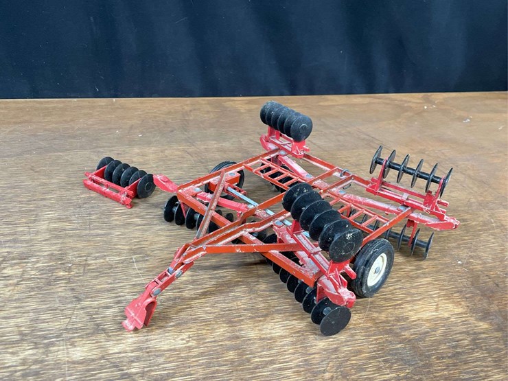 (3)-1/16-farmall-200,-disk,-elevator-ertl-image-8