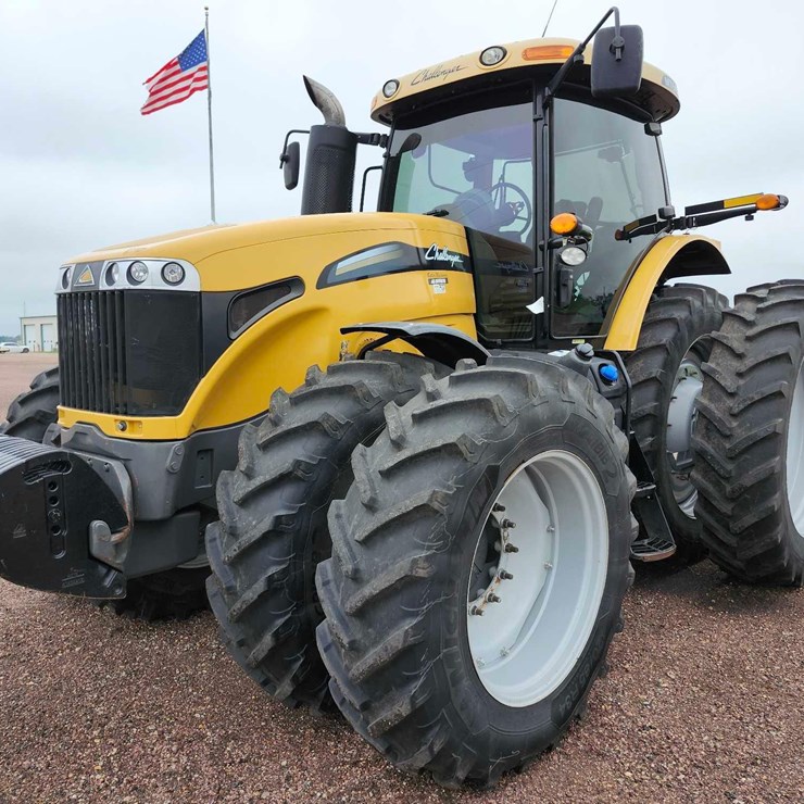 2012 CHALLENGER MT645D