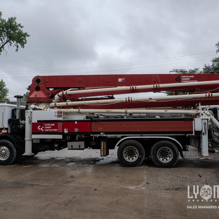 1998 MACK MR688S