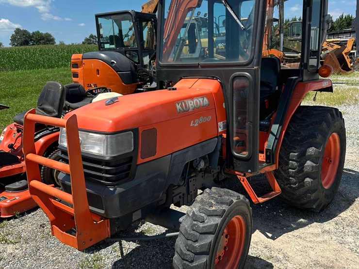 kubota-l2800-image-1