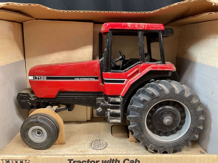 1/16-case-ih-magnum-7120-nib-ertl-image-8