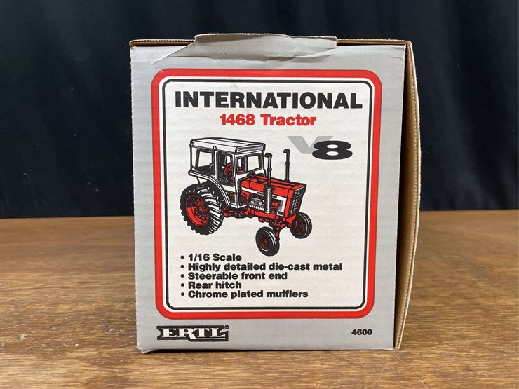 1/16-ih-1468-nib-ertl-image-3