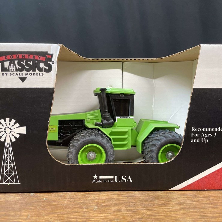 1/32 Steiger Panther CP-1360 1995 Fargo NIB SM