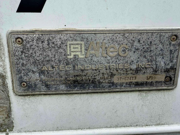 1999-gmc-7500-image-11