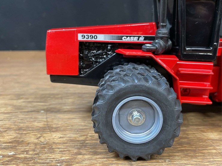 1/32-case-ih-9390-1997-collector-nib-sm-image-9