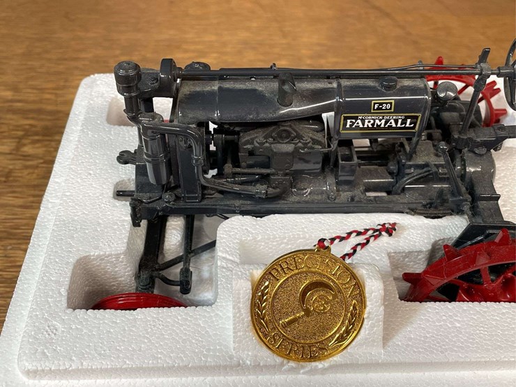 1/16-farmal-f20-precision-nib-ertl-image-9