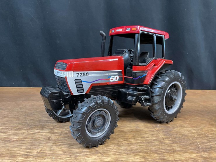 1/16-case-ih-magnum-7250-mark-50-1994-farm-show-nib-ertl-image-2