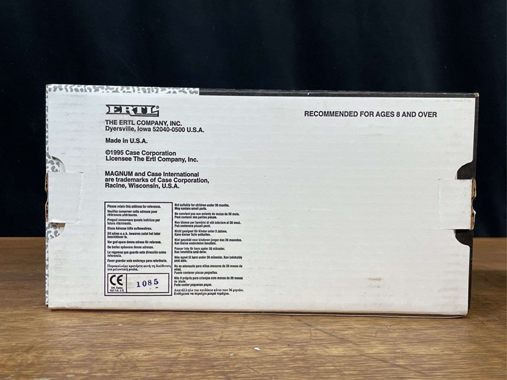 1/16-case-ih-magnum-7250-mark-50-1994-farm-show-nib-ertl-image-25