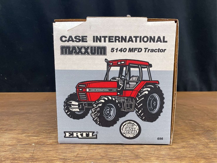 1/16-case-ih-maxxum-5140-special-edition-nib-ertl-image-3