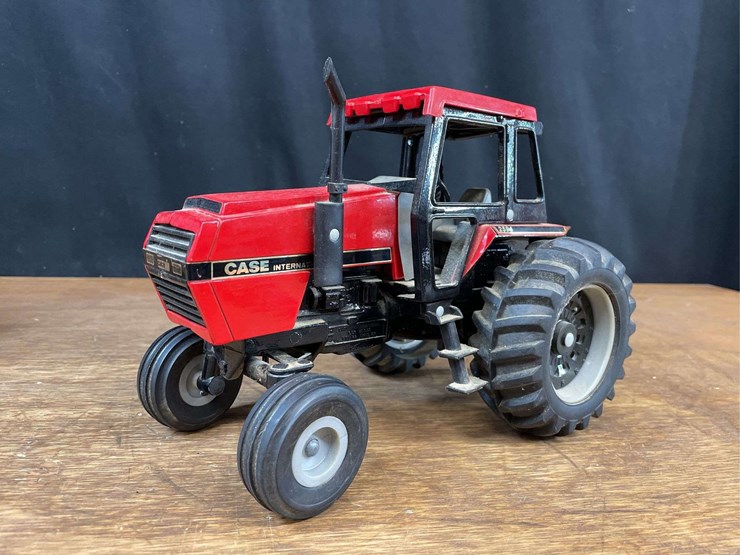 1/16-case-ih-2594-las-vegas-nib-ertl-image-2