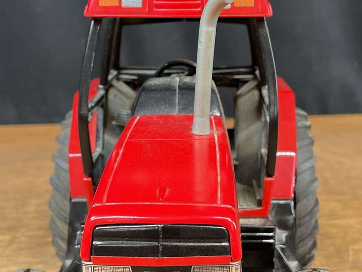 1/16-case-ih-maxxum-5130-kansas-city-nib-ertl-image-10