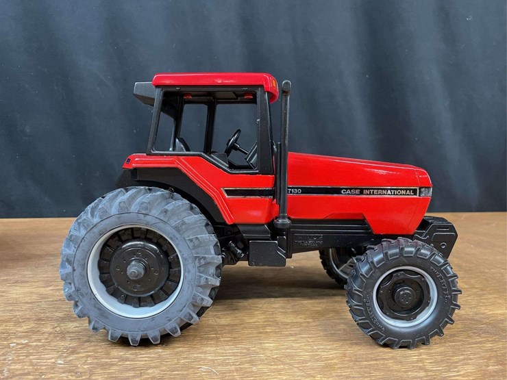 1/16-case-ih-magnum-7130-1990-strasbourg-nib-ertl-image-6