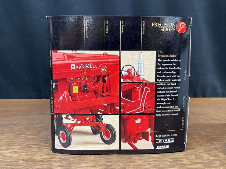 1/16-farmall-mv-high-clear-precison-nib-ertl-image-21