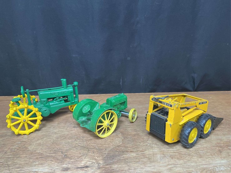 john-deere-16-image-9
