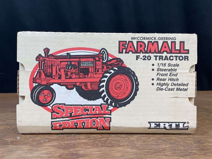 1/16-farmall-f20-special-edition-nib-ertl-image-4