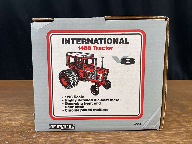 1/16-ih-1468-nib-ertl-image-3